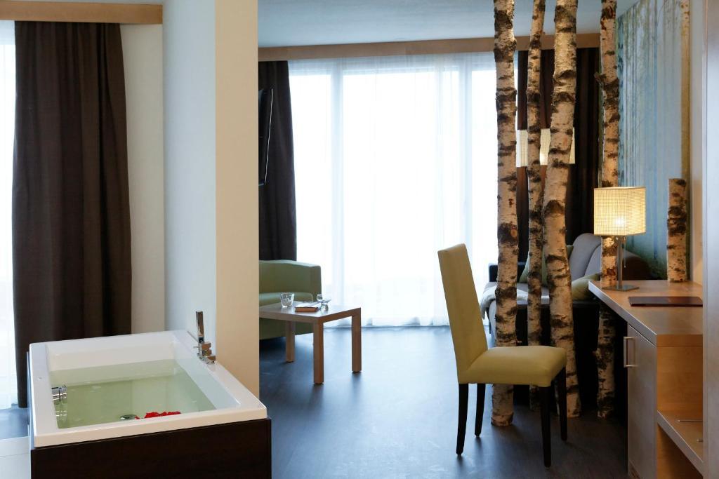 Hotel Amaten Brunico Pokój zdjęcie