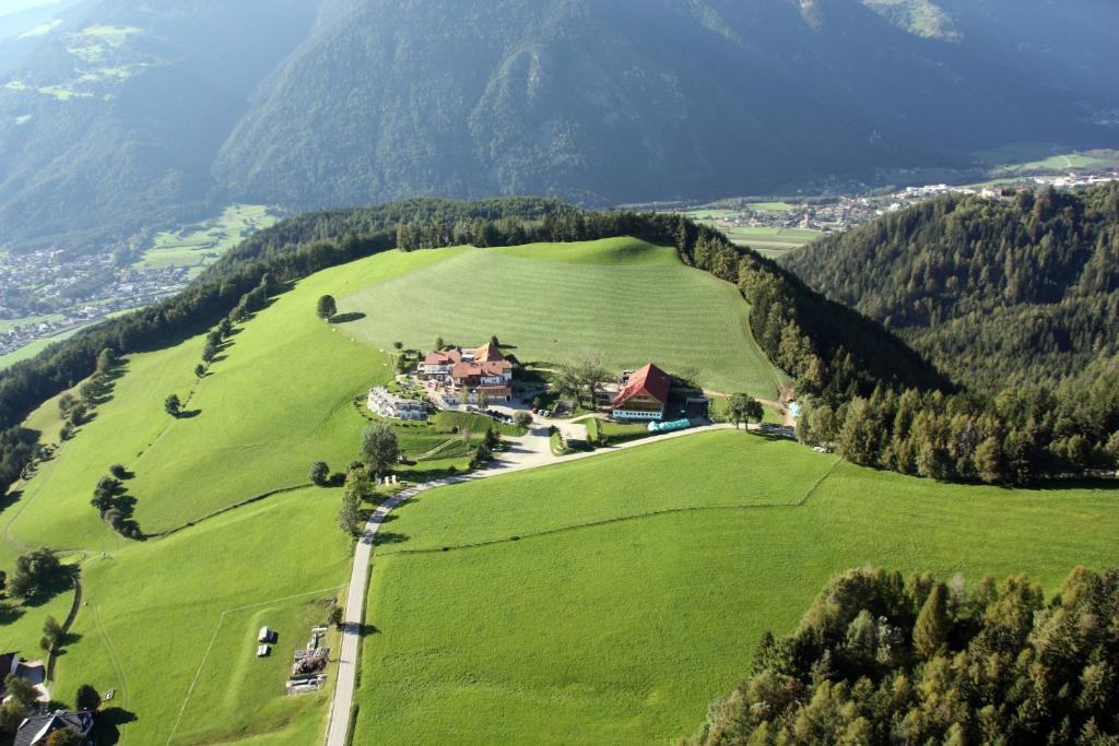 Hotel Amaten Brunico Zewnętrze zdjęcie