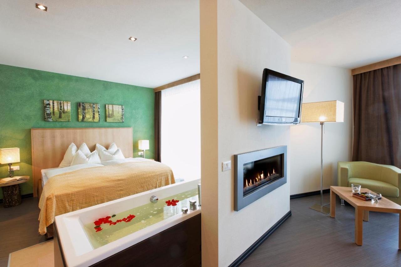 Hotel Amaten Brunico Pokój zdjęcie